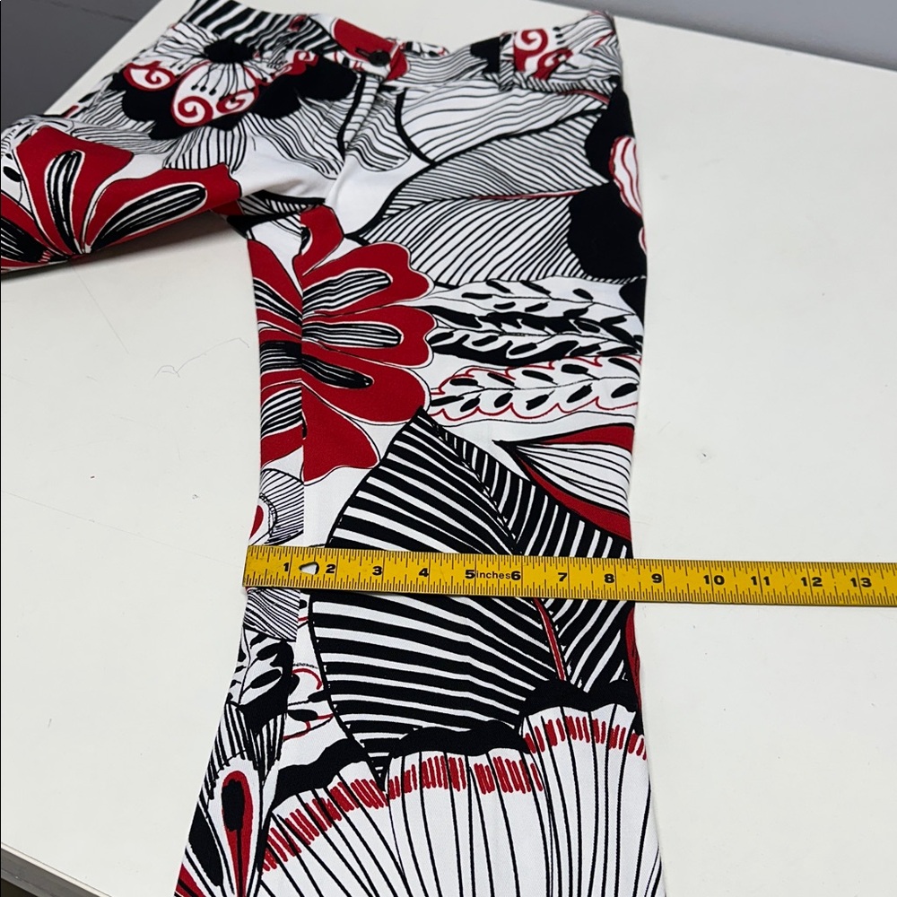 Dolce & Gabbana Red and Black Floral Wide Leg Pants - Picture 9 of 10